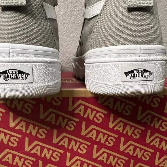 Vans Off The Wall Gray White High Top Sneakers Sentry Sk8-Hi