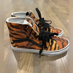 Vans off the wall tiger print high top sneakers size 8.5
