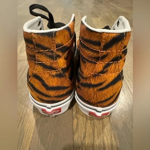Vans off the wall tiger print high top sneakers size 8.5