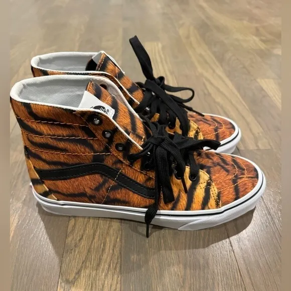 Vans off the wall tiger print high top sneakers size 8.5