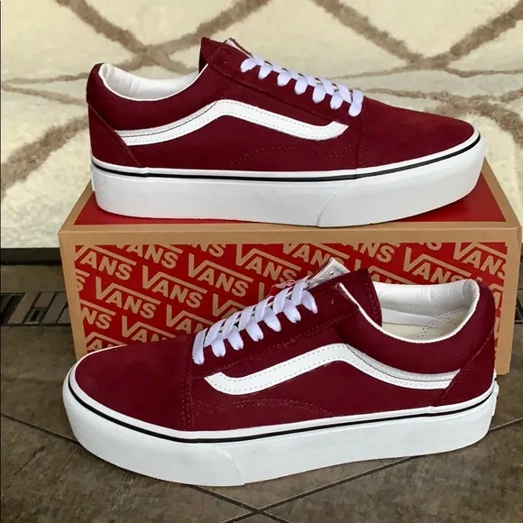 ••VANS OLD SKOOL PLATFORM Port Royale/True White W