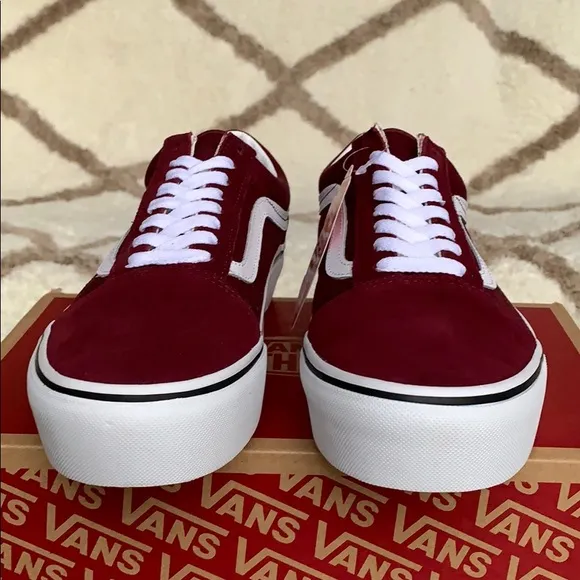 ••VANS OLD SKOOL PLATFORM Port Royale/True White W