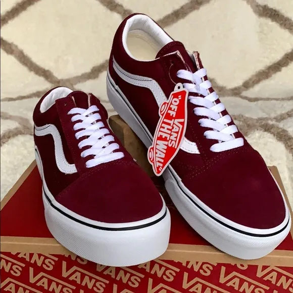 ••VANS OLD SKOOL PLATFORM Port Royale/True White W