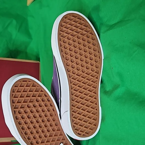 Vans Seldan Platform grape jam Suede sneakers