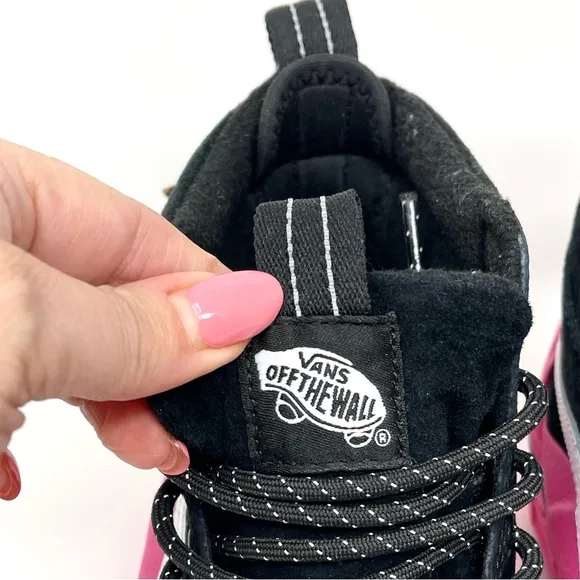 VANS SK8 Hi Dip MTE-2 Hiking Boots Women's SIZE 6.5 Pink Black Suede Duck Shoes