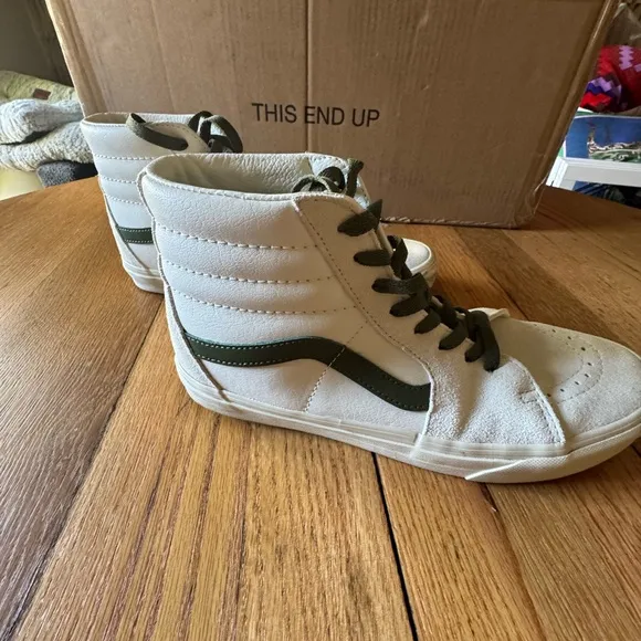 Vans Sk8 - Hi White and Green High-Top Sneakers