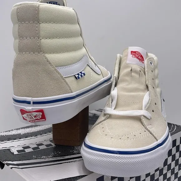 Vans Skate Sk8-Hi Sneakers in Off White
