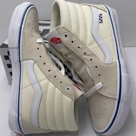 Vans Skate Sk8-Hi Sneakers in Off White