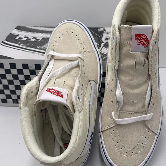 Vans Skate Sk8-Hi Sneakers in Off White