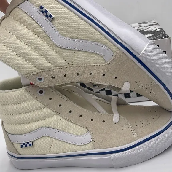 Vans Skate Sk8-Hi Sneakers in Off White