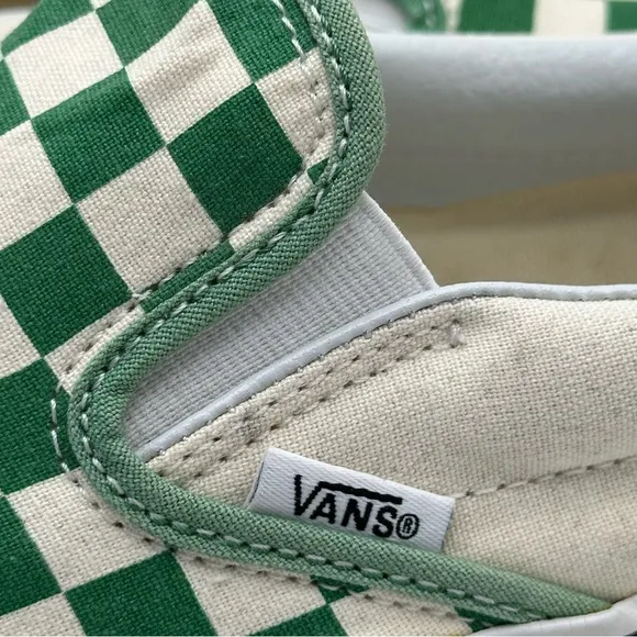 Vans Slip On Checker Green Size Men’s 9.0  Women’s 10.5 Unisex NWOT