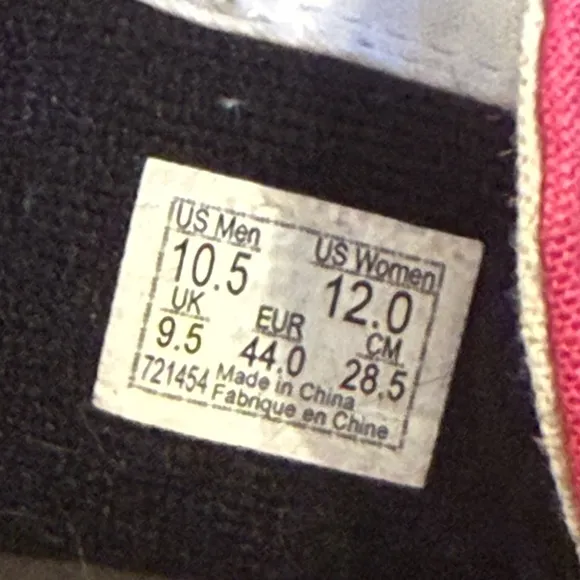 VANS Stylish Pink and Black High-Top Sneakers