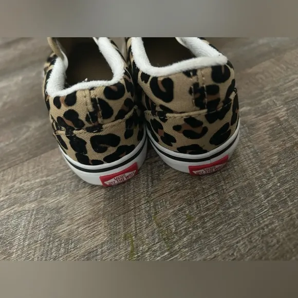 Vans Toddler Girls Leopard Print Slip-On Shoes Size 10c