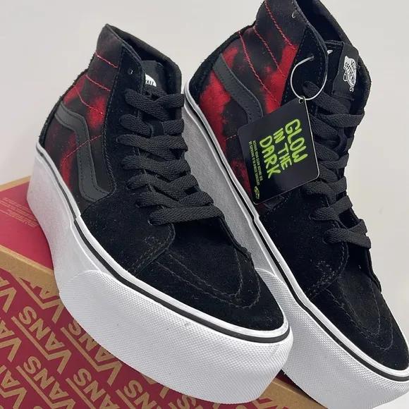 Vans WMNS Glow in the Dark High-Top Platform Sneakers Sk8-Hi Tapered Stackform