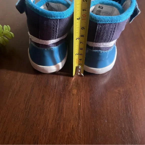 VEJA Blue &amp; White High Top Sneakers Size 8.5