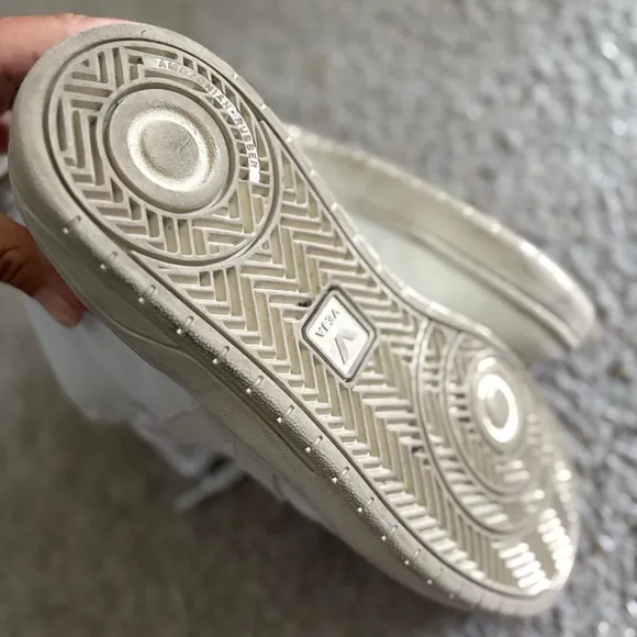 Veja high top women’s sneakers size 11