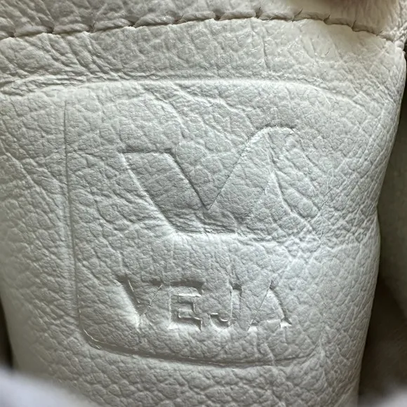 VEJA Minotaur High Top Sneakers Men's 10.5 Shoes Leather White Pierre Butter