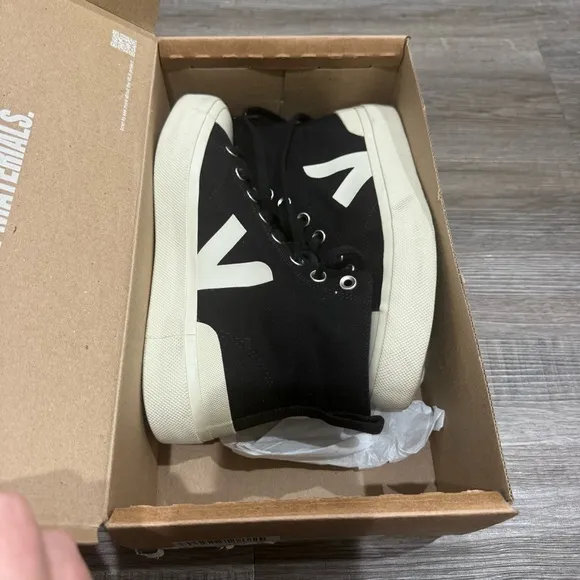 Veja Wata II High Top Ripstop Black White Sneakers