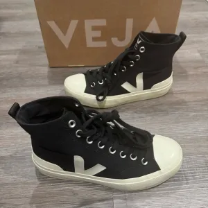 Veja Wata II High Top Ripstop Black White Sneakers