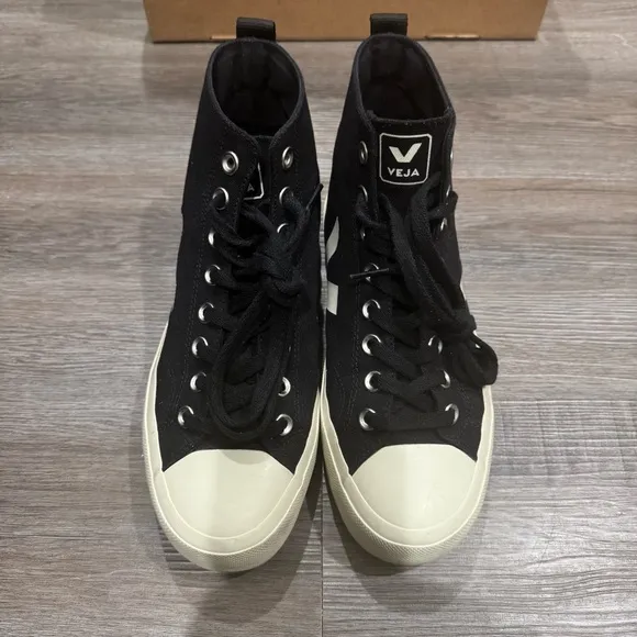 Veja Wata II High Top Ripstop Black White Sneakers