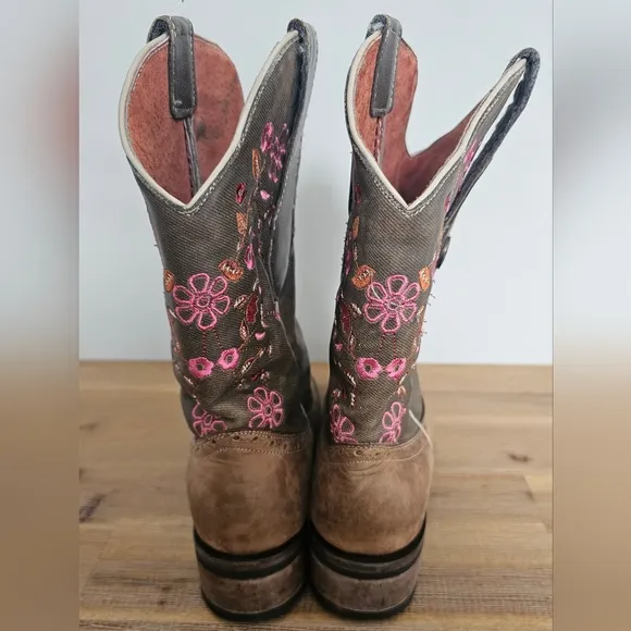 VERTHALI EXOTIC Womens Leather Floral Embroidered Cowboy Boots