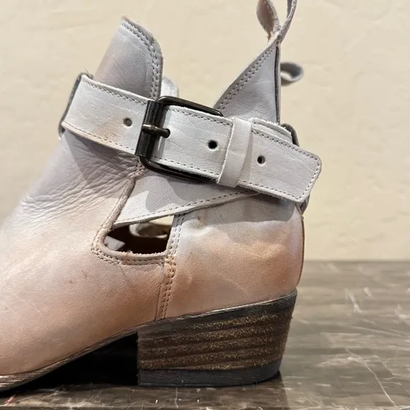 Very Volatile Fiery Leather Ankle Boots