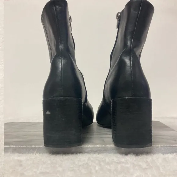 Via Spiga Ankle Boots Heeled Almond Toe Black Leather Sz 10