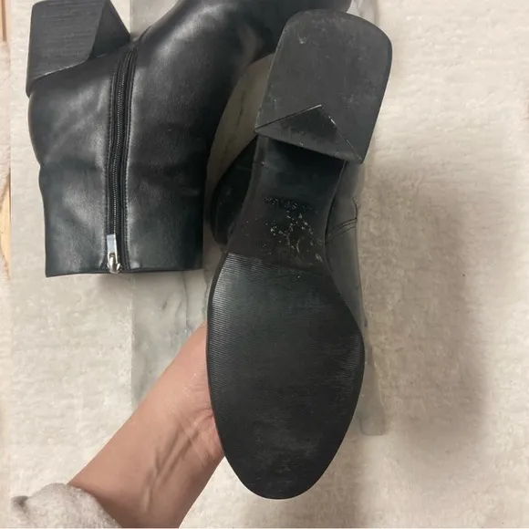 Via Spiga Ankle Boots Heeled Almond Toe Black Leather Sz 10
