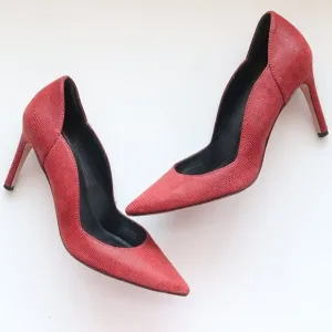 Via Spiga Red Leather Pointy Toe Heels Pumps Formal Dressy Shoes Size 8