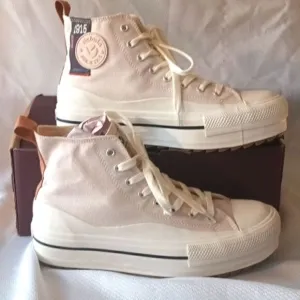 Victoria Crudo high top canvas platform sneakers nude/white size 10