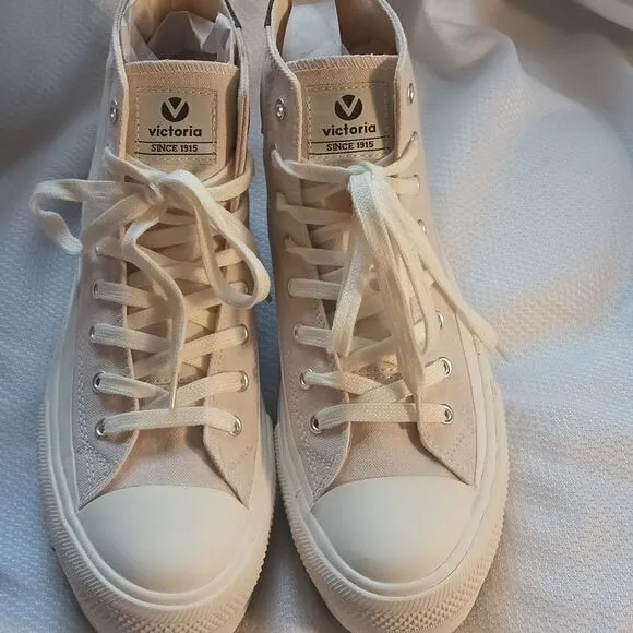 Victoria Crudo high top canvas platform sneakers nude/white size 10