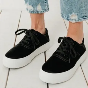 VINCE | Copley Black Suede Platform Lace Up Sneakers Women’s Size 6