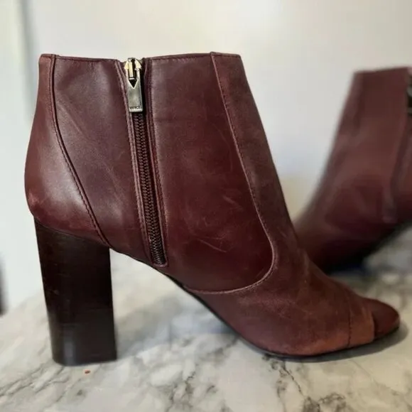 VINCE FIONN PEEP TOE BOOTIES ANKLE BOOTS HEELS - FIG LEATHER  in Size 8.5 US