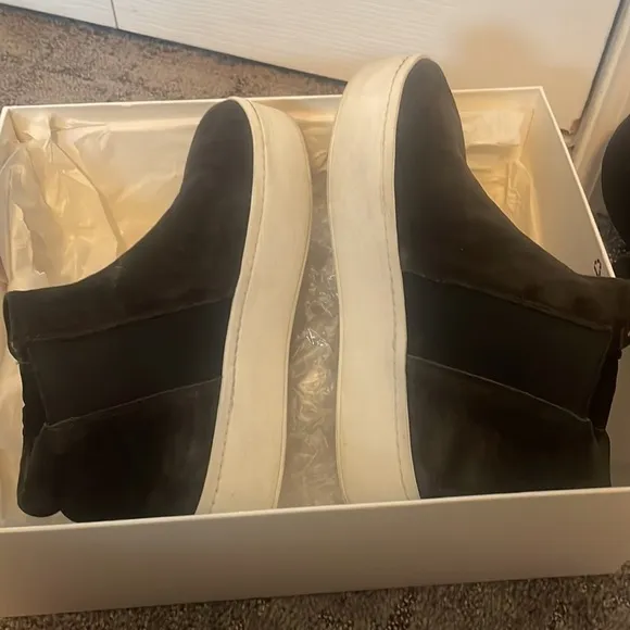 Vince Wade Pewter high top suede sneakers 6.5