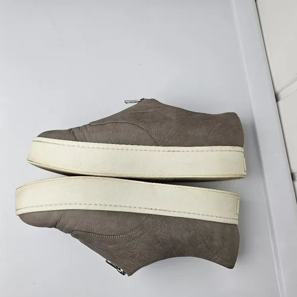 Vince Warner Gray Zip Front Nubuck Leather Platform Slip On Sneakers Women's 9.5