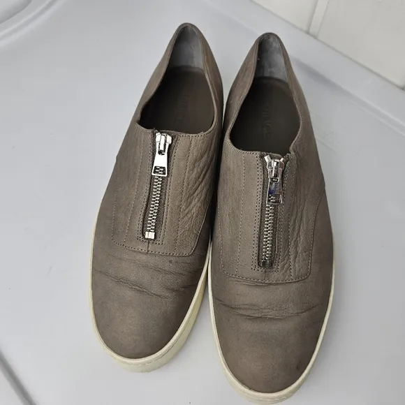 Vince Warner Gray Zip Front Nubuck Leather Platform Slip On Sneakers Women's 9.5