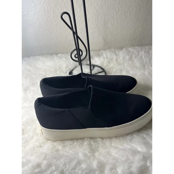 Vince Warren Slip on Platform Sneakers Textile upper Women Size 9.5