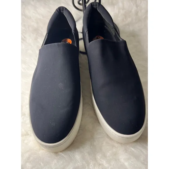 Vince Warren Slip on Platform Sneakers Textile upper Women Size 9.5