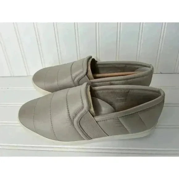 VINCE. Womens Blair Platform Slip On Leather Athletic Sneakers 9M Quilted NEW