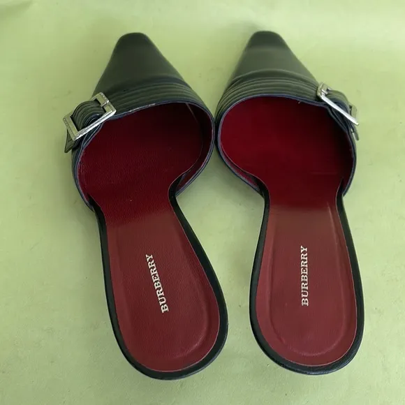 Vintage black/silver Burberry all leather slip on shoes