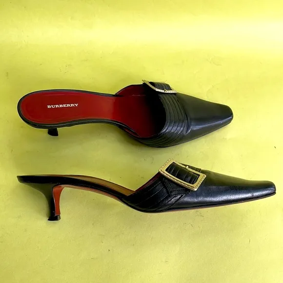 Vintage black/silver Burberry all leather slip on shoes