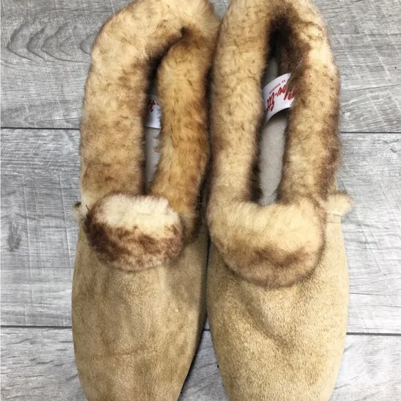 Vintage Dodson Womens Brown Leather Shearling Lined Winter Shoes Slippers Size 7