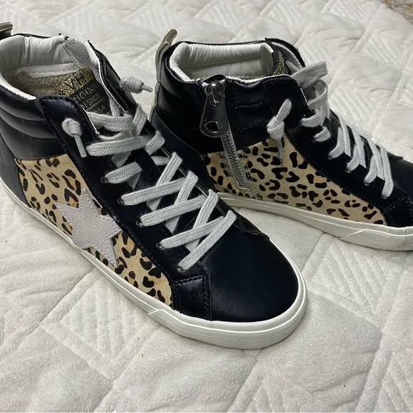 Vintage Havana Black Cheetah Leopard Print High-Top Sneakers with Star