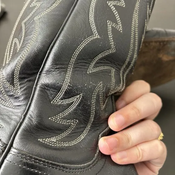 Vintage Justin Black Leather Cowboy Boots Pointed Toe Style 2005 Size 9B USA