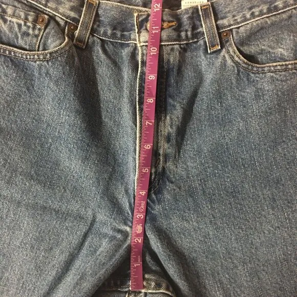 Vintage Levi’s 550 Relaxed Fit Tapered Leg Medium Wash Blue Jeans