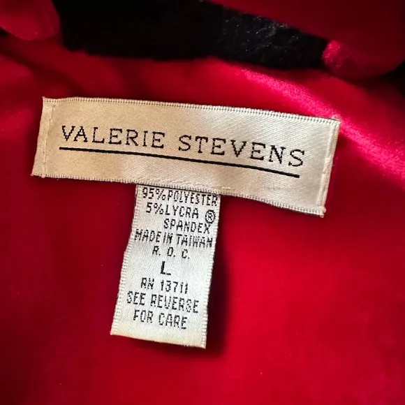 Vintage Valery Stevens Red Black Faux Fur Plush Robe, Y2K, Deadstock, size Large