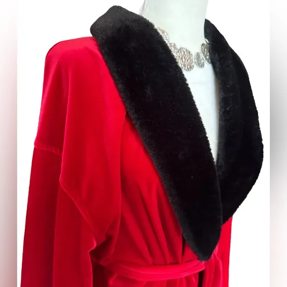 Vintage Valery Stevens Red Black Faux Fur Plush Robe, Y2K, Deadstock, size Large