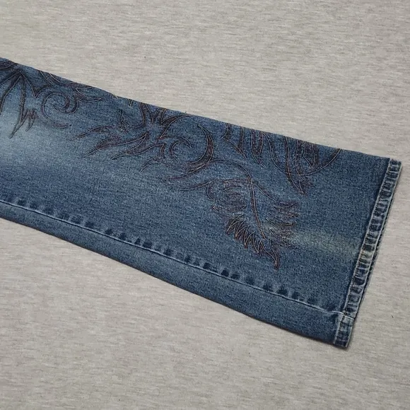 Vintage Y2K BONGO Low Rise Bootcut Flare Embroidered Western Jeans