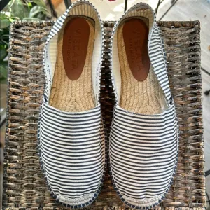 Viscata Barcelona Men’s Blue Stripped Espadrille slip on size 11 or 44