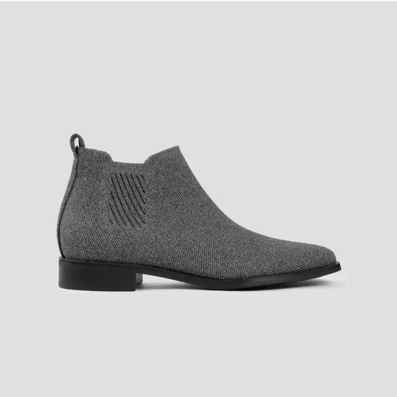 Vivaia Ryan Square-Toe Water-Repellent Ankle Boots In Grey Size 40 EUC